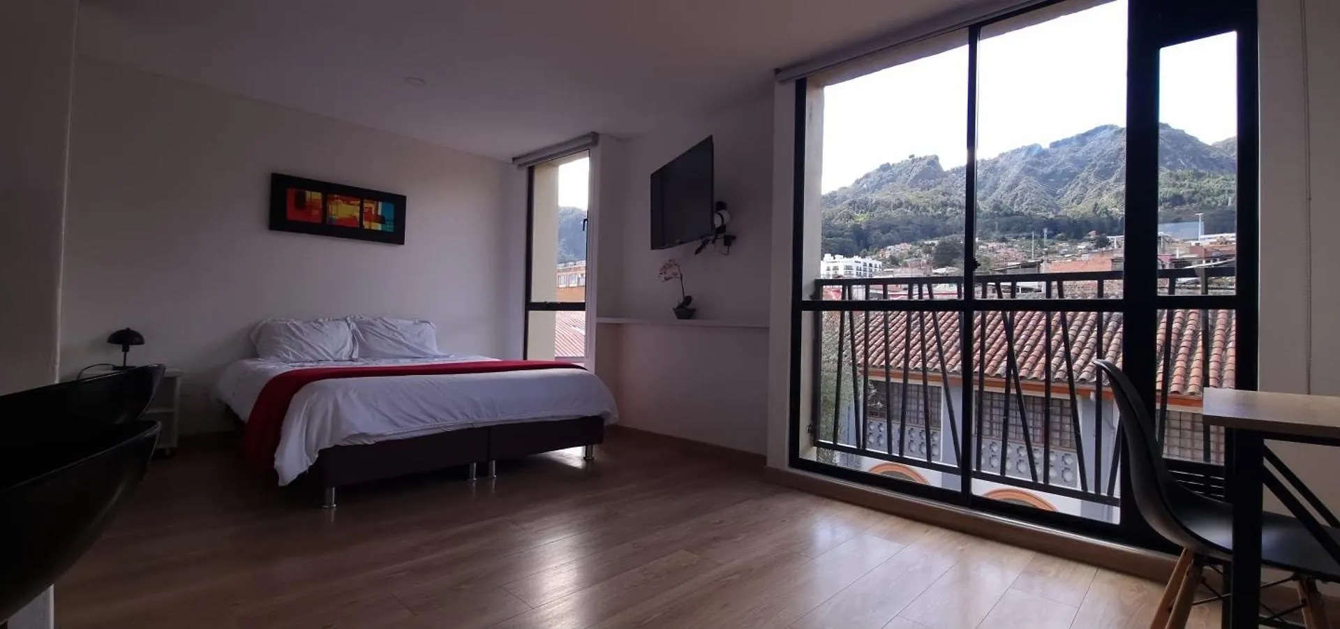 New Comfortable Apartments In La Candelaria, Bogota Colombia